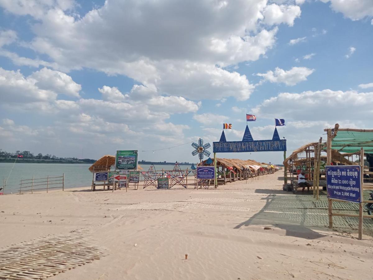 Tonle Mekong Homestay Krong Kracheh Kültér fotó