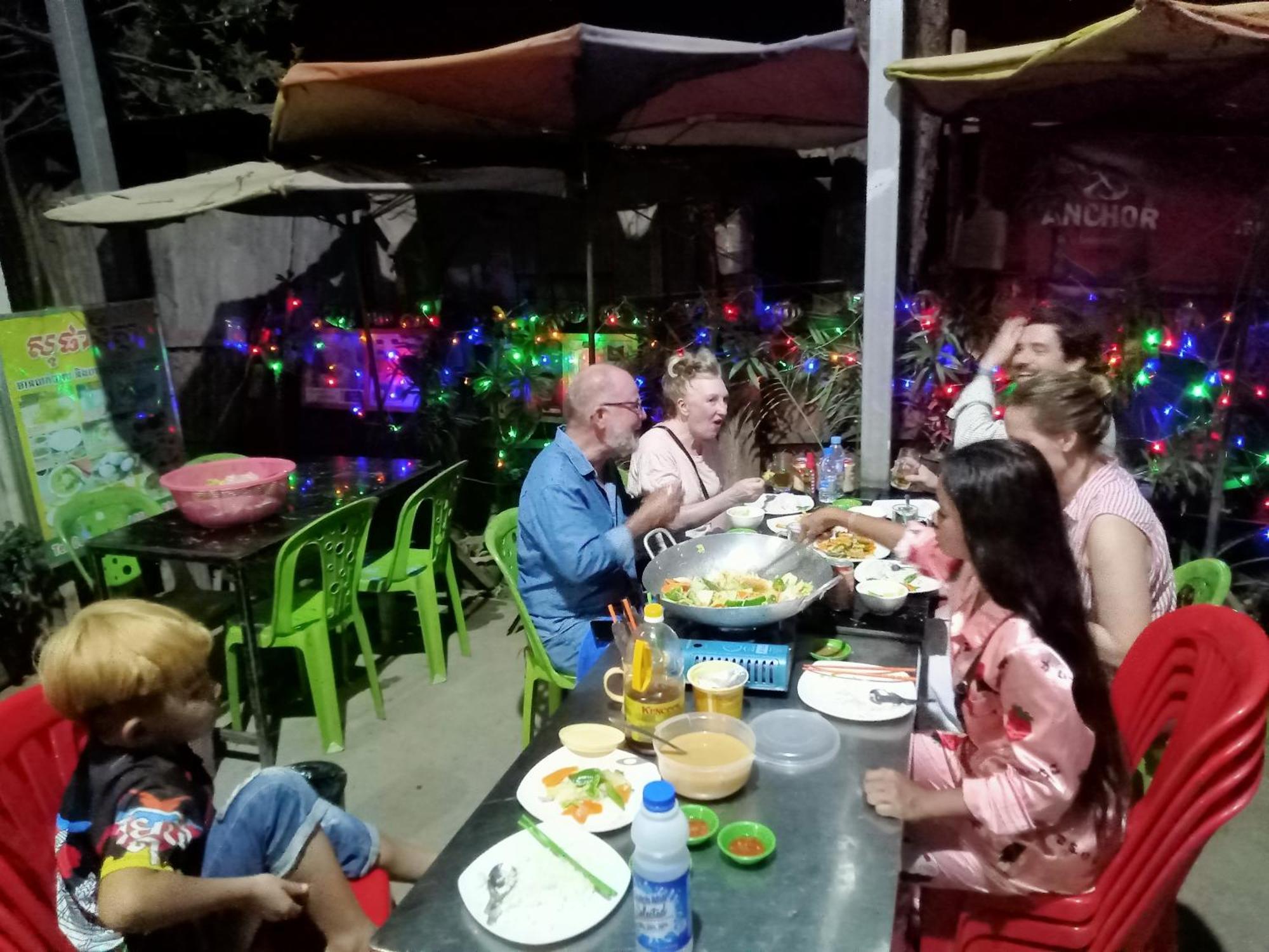 Tonle Mekong Homestay Krong Kracheh Kültér fotó